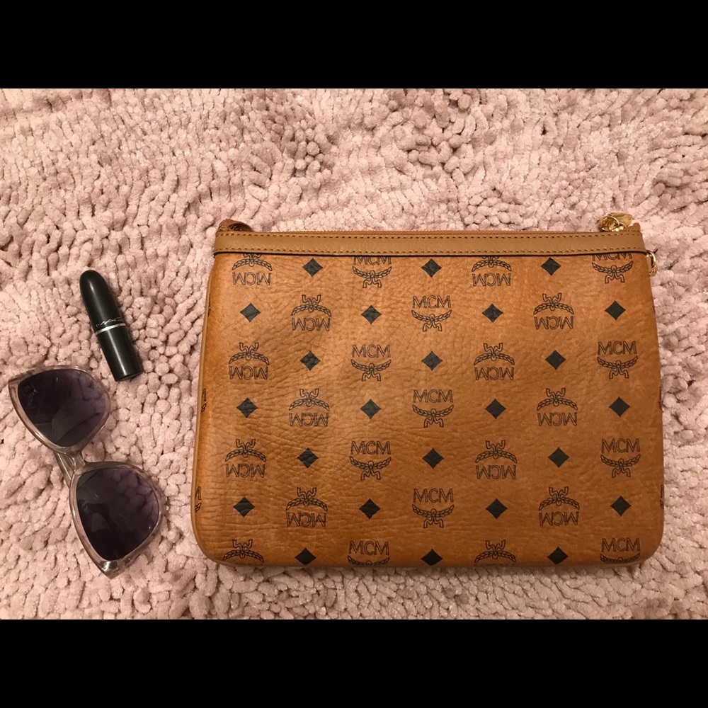 MCM WRISTLET